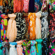 Fashion Trends - Hoe combineer je een mooie foulard met je favoriete looks?