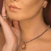 Fashion trends - Hoe voeg je luxe sieraden toe aan elke outfit zonder het te overdrijven?