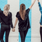 Fashion trends - Zie er 10 jaar jonger uit met de juiste kleding